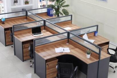 如何減少辦公桌椅的損壞？